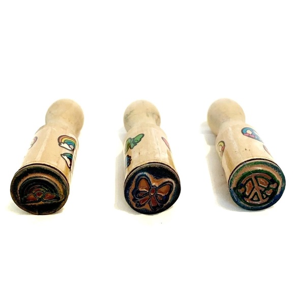 Melissa and Doug Wooden Rubber Stamp Set of 10 Rainbow Cupcake Cat Ladybug Sun - Picture 5 of 7